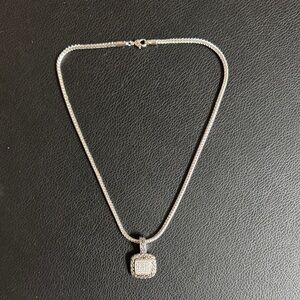 Elegant Silver Necklace with Square Pendant